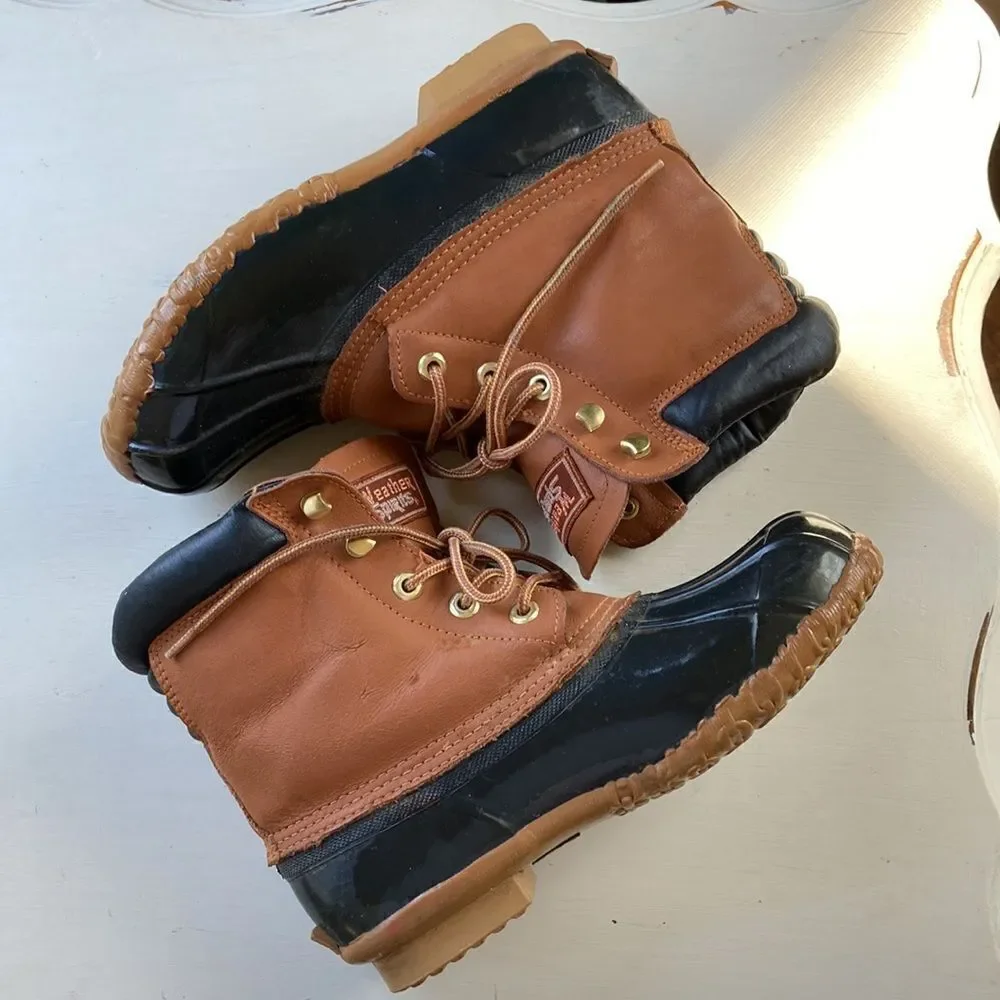 Weather Spirits Leather Five Eye Lace Up Steel Shank Winter Duck Boots Size 6